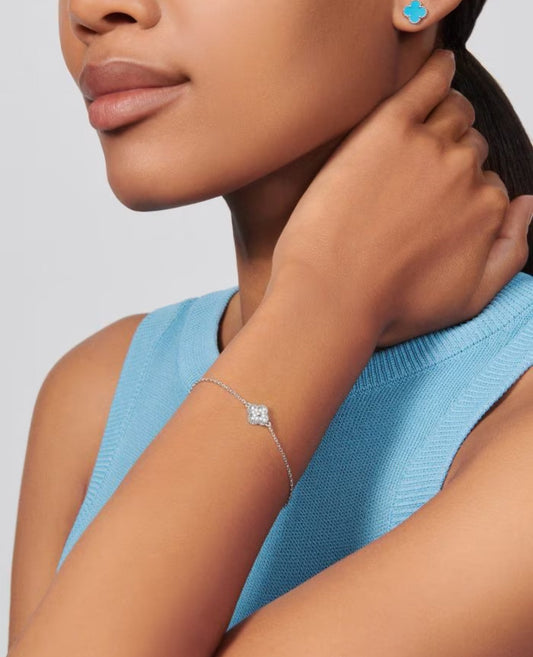van cleef sweet alhambra bracelet_3