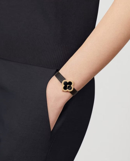 van cleef alhambra watch, small model_2