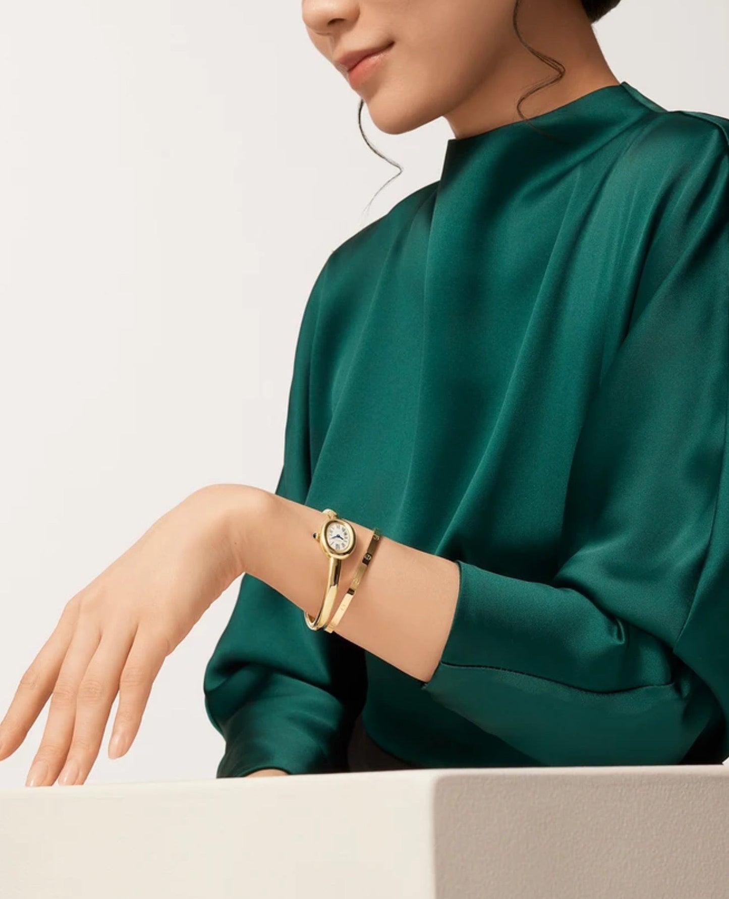 cartier baignoire watch gold_1