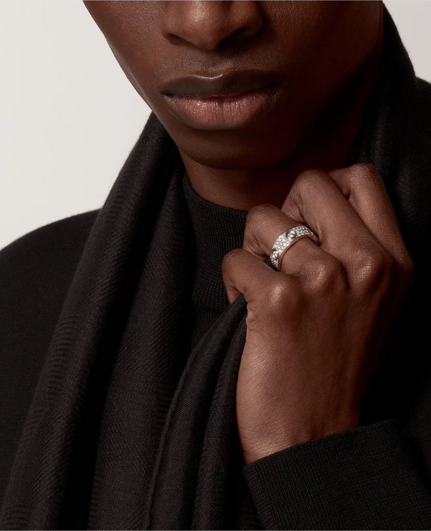 cartier love ring, diamond-paved_1