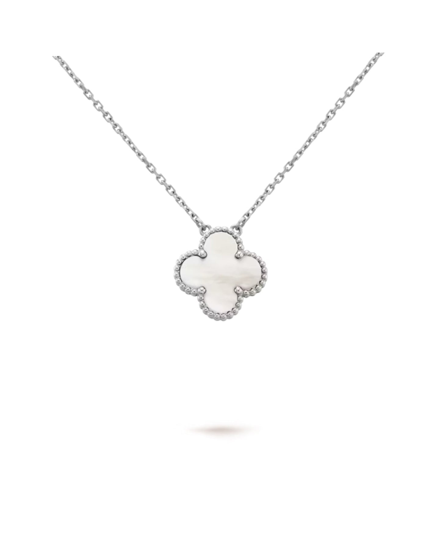 van cleef vintage alhambra pendant_6