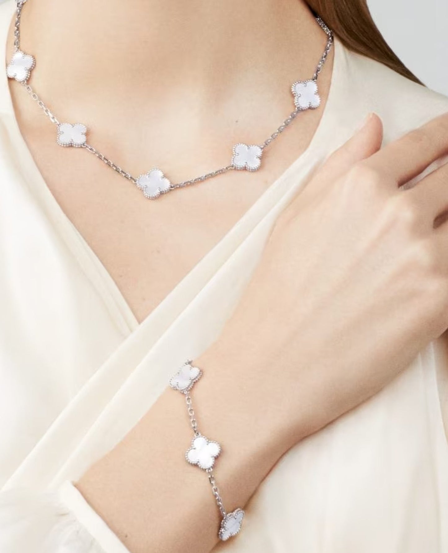 van cleef vintage alhambra pendant, 10 motifs_5