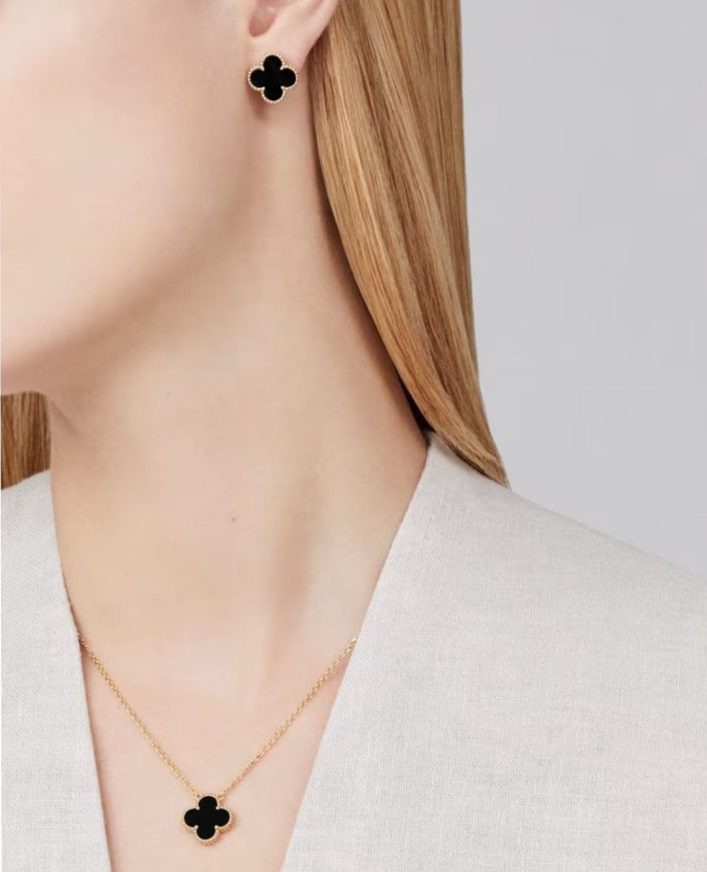 van cleef vintage alhambra earrings_5