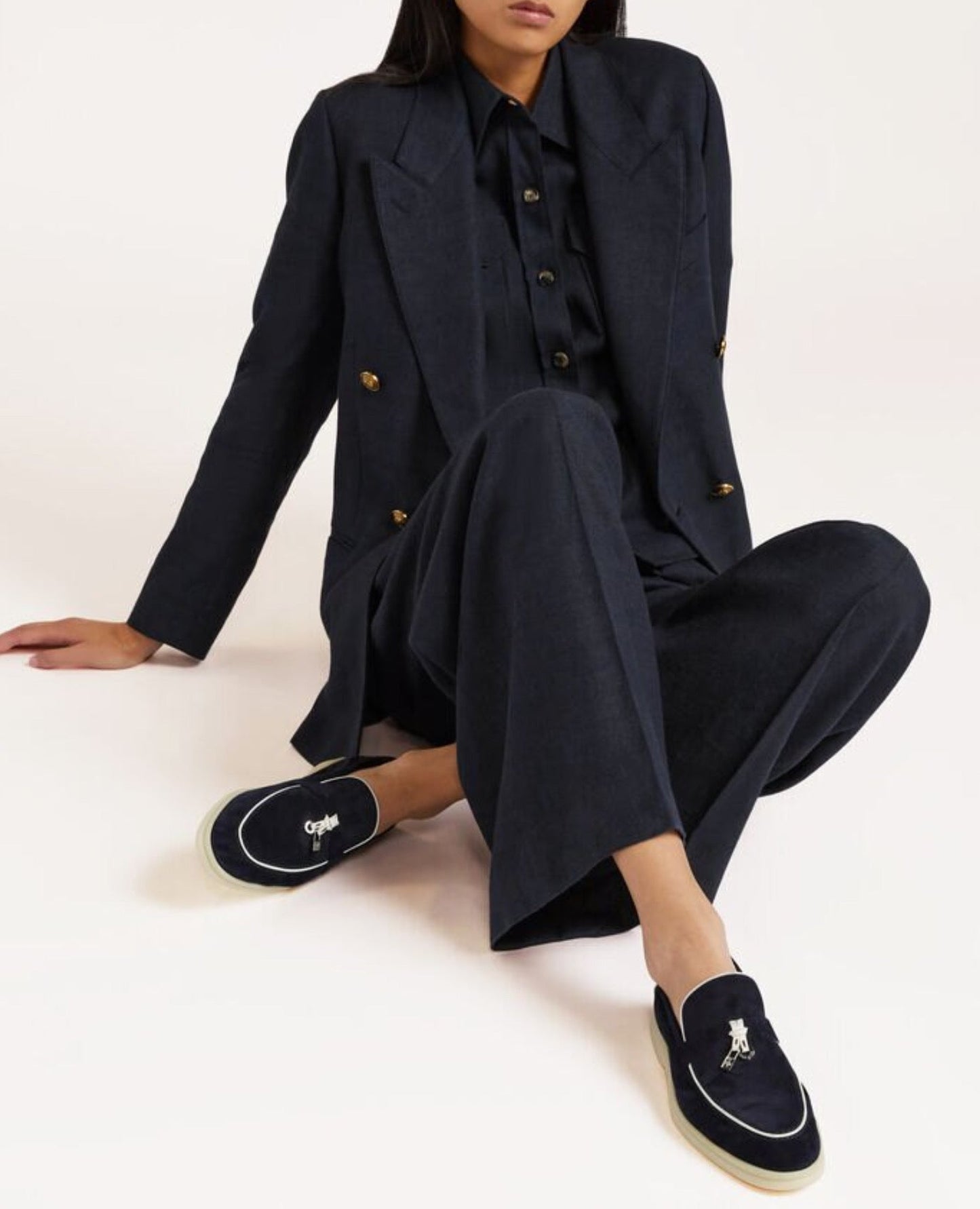 loro piana summer charms walk navy blue_1