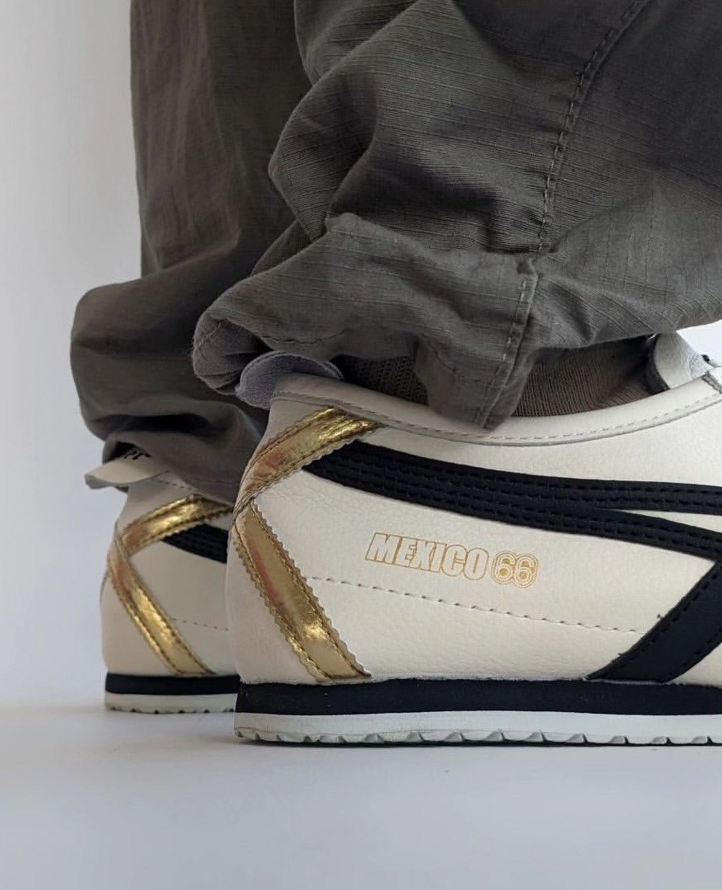 onitsuka tiger mexico 66 cream black gold_1