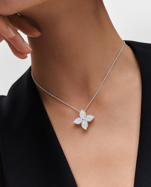 louis vuitton idylle blossom pendant_1