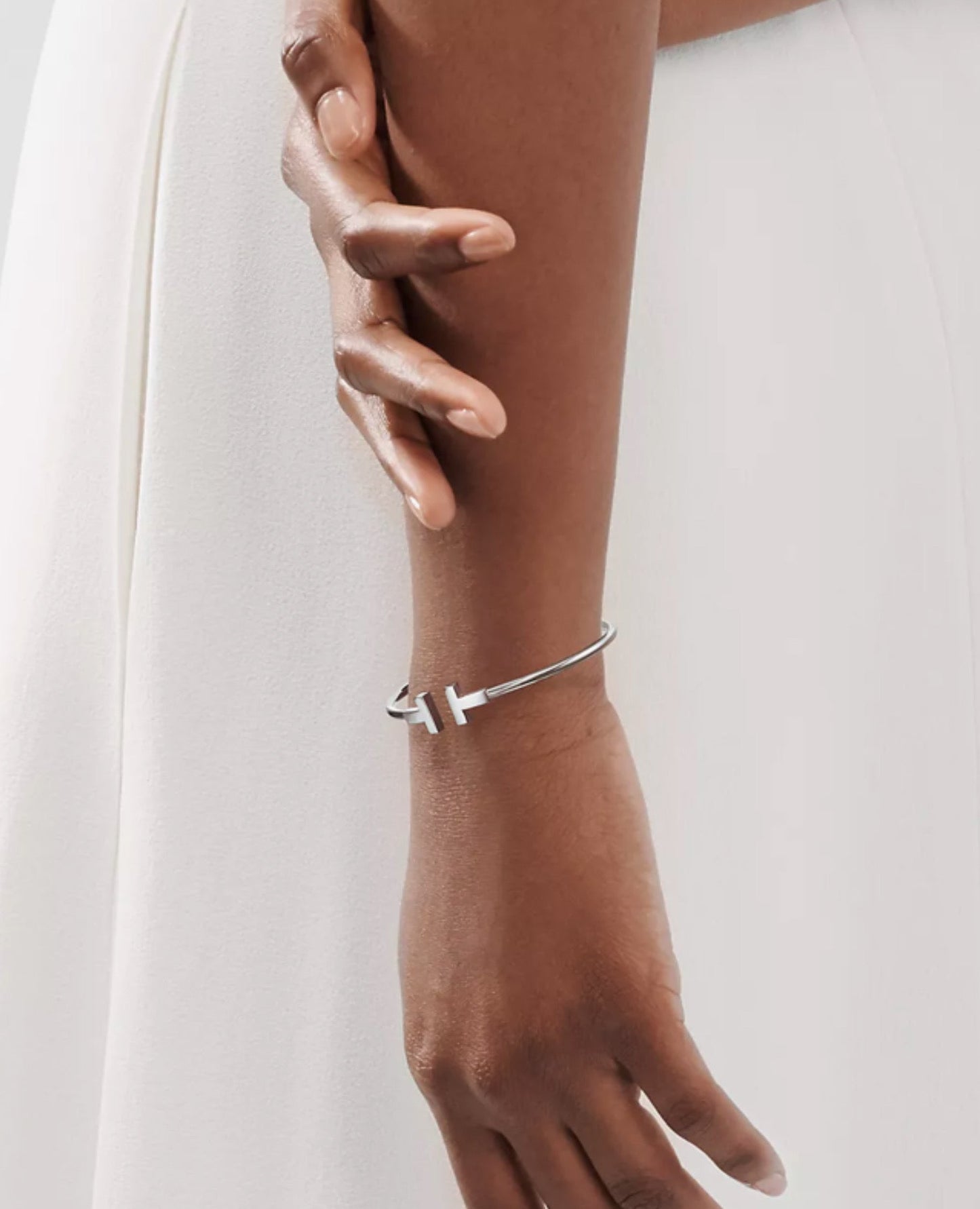 tiffany & co. tiffany t wire bracelet_1